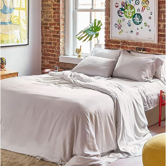 NEW! Buffy Breeze Eucalyptus Duvet Cover Queen Size Light Grey $139 msrp I4-1 - Picture 2 of 8